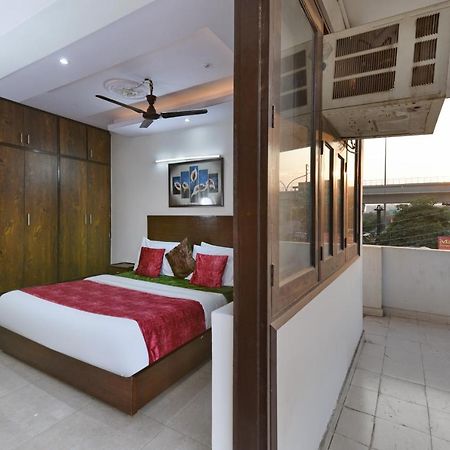 Hotel Admire Inn "Atta Market, Noida Sector 18" Exterior foto